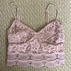 Kendall & Kylie crop